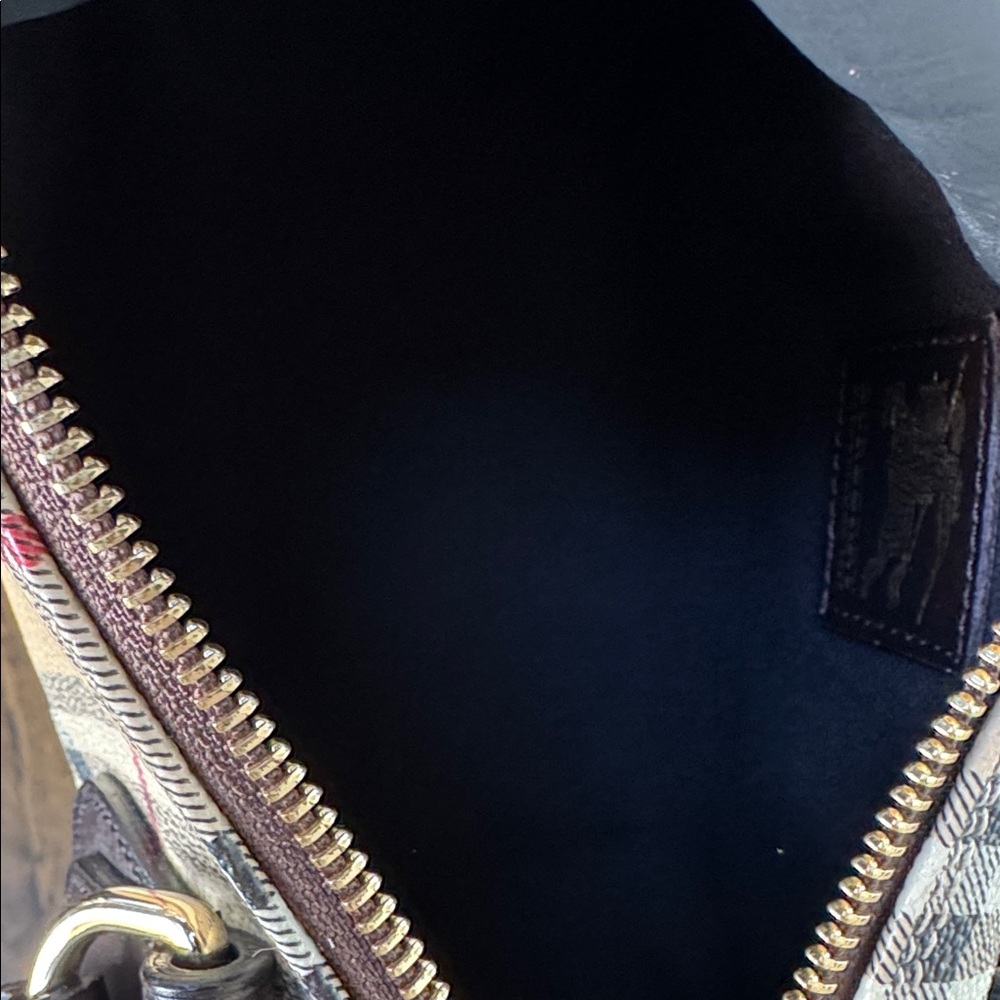 BURBERRY HAYMARKET CHECK BARREL HANDBAG - Picture 11 of 16